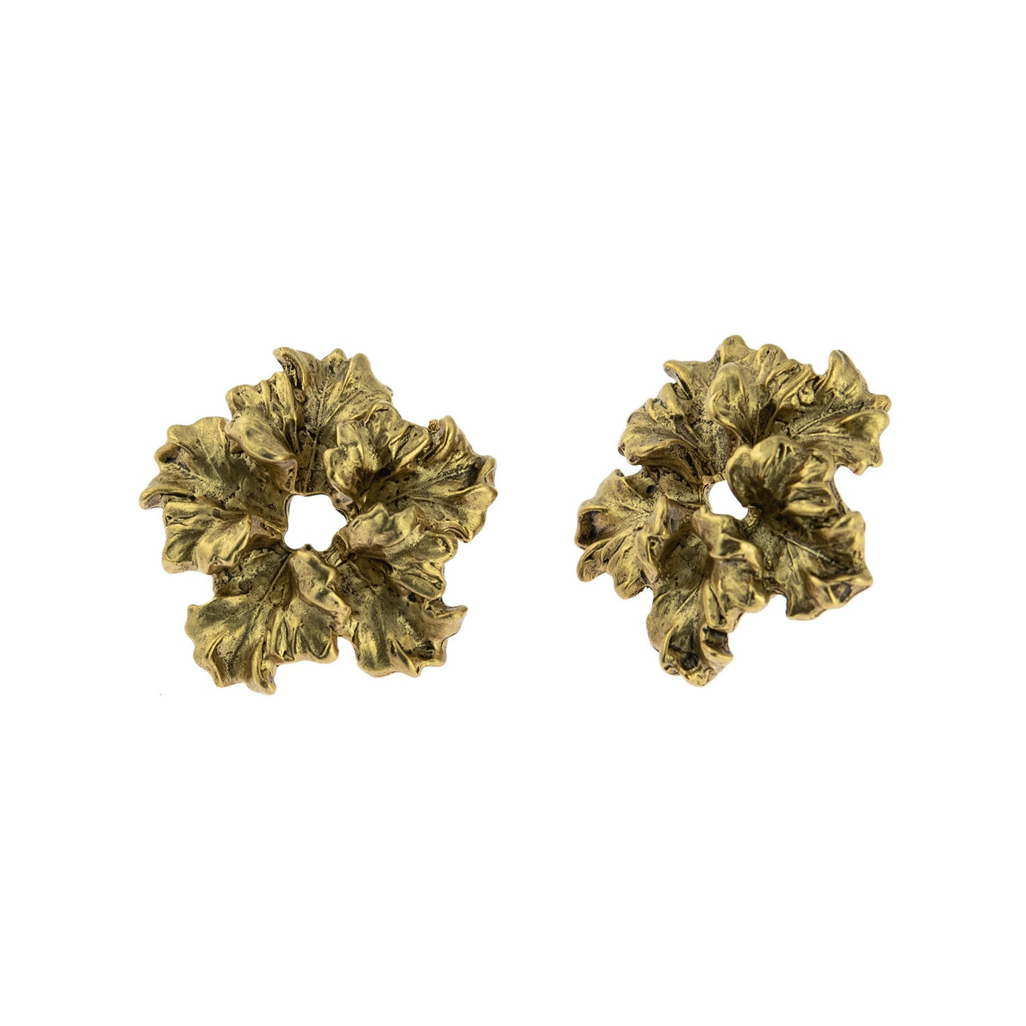 Vintage Oscar de la Renta Post Earrings Gold Tone Flower OSE-223