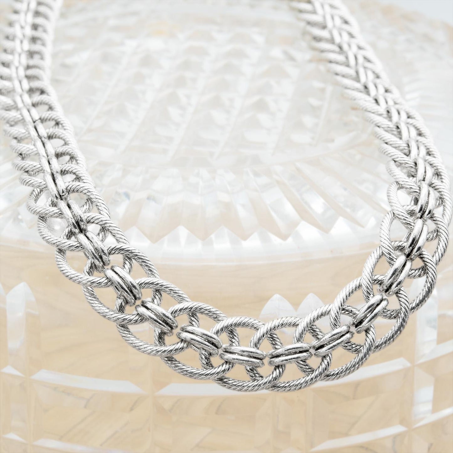 Vintage Oscar De La Renta 17 Inch Yellow or White Gold Plated Link Chain Necklace Women's Vintage Designer