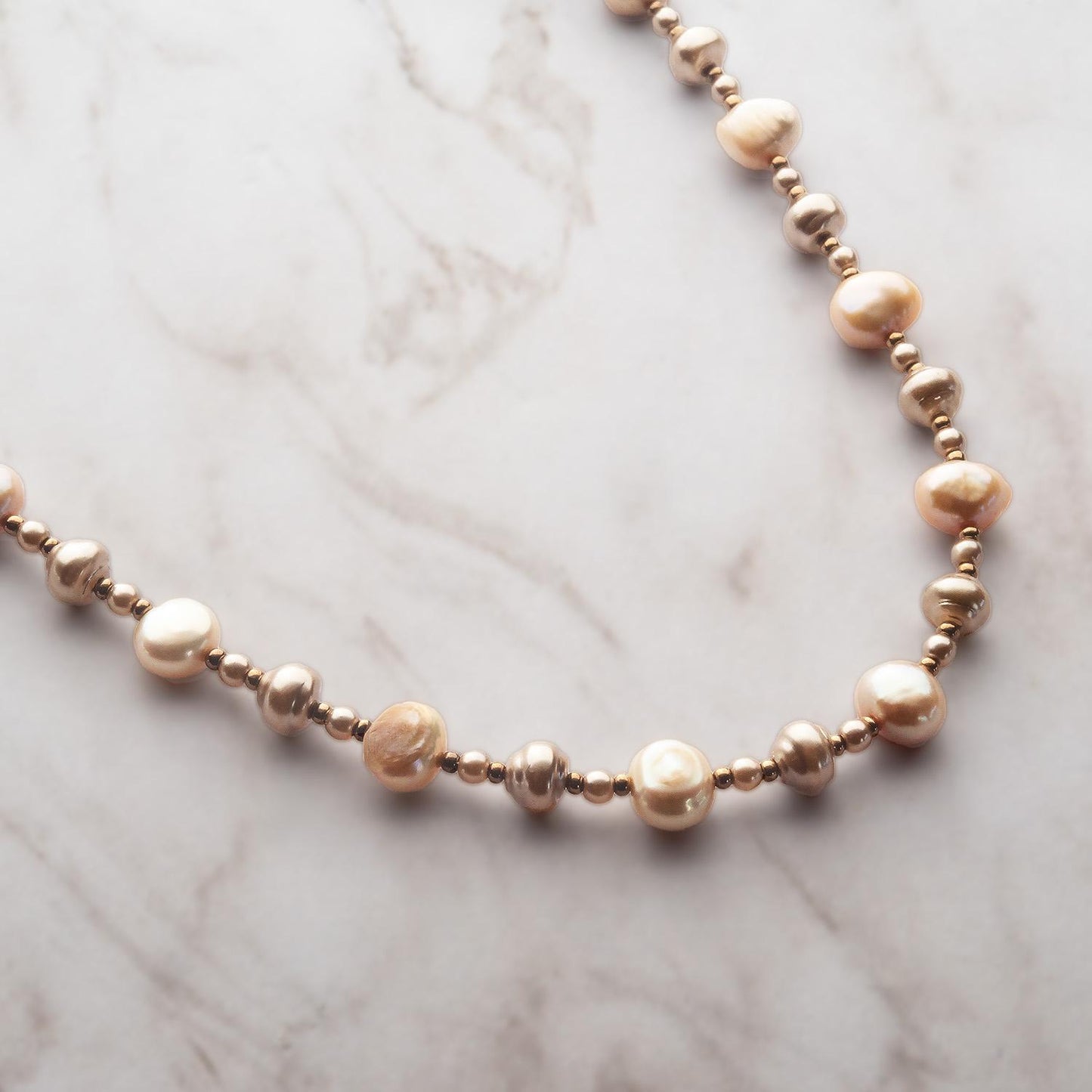 Vintage Oscar De La Renta 16 Inch Genuine Fresh Water Pearl Necklace
