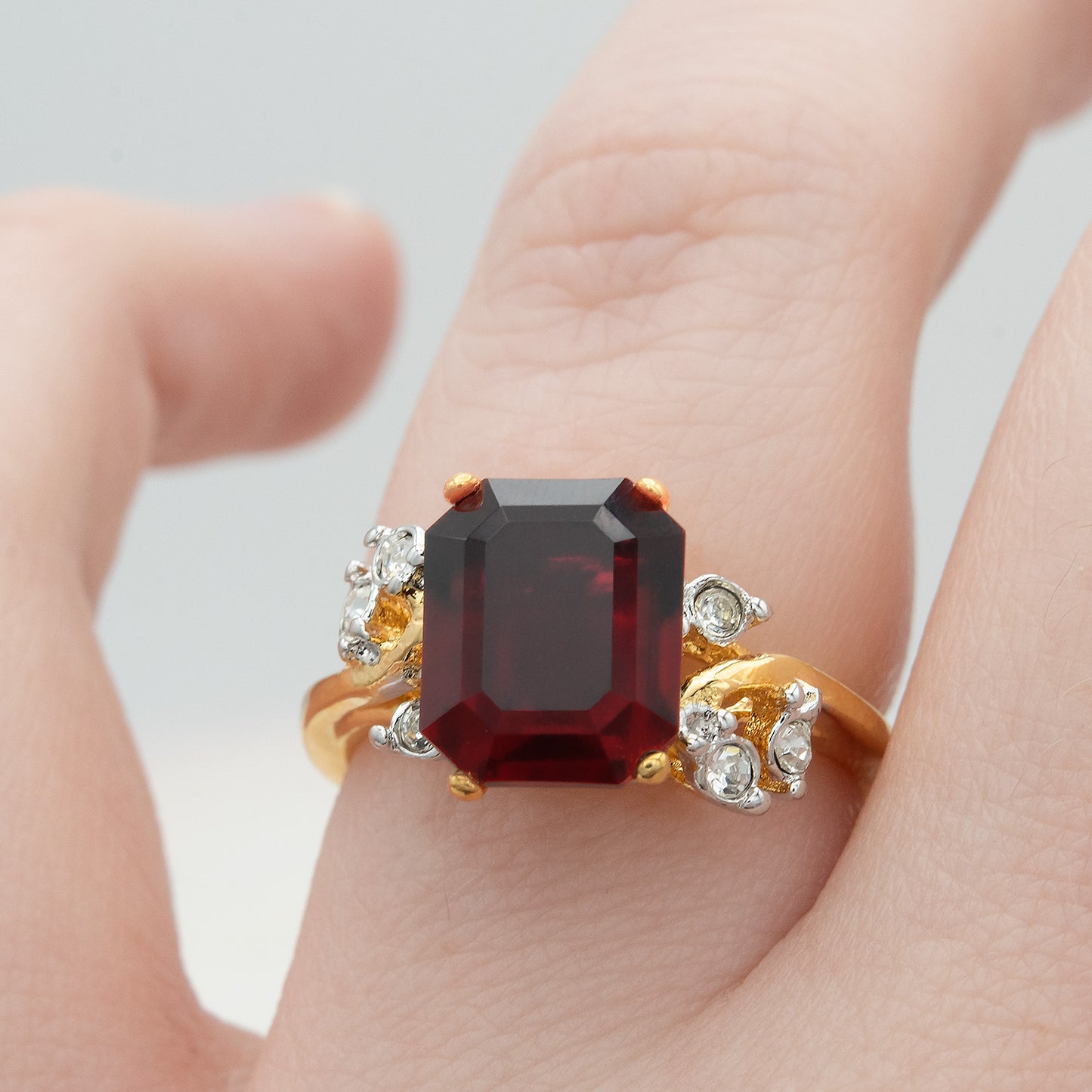 Austrian Crystal Vintage Ring Antique 18k Gold Electroplated Birthstone Women's Jewelry Antique