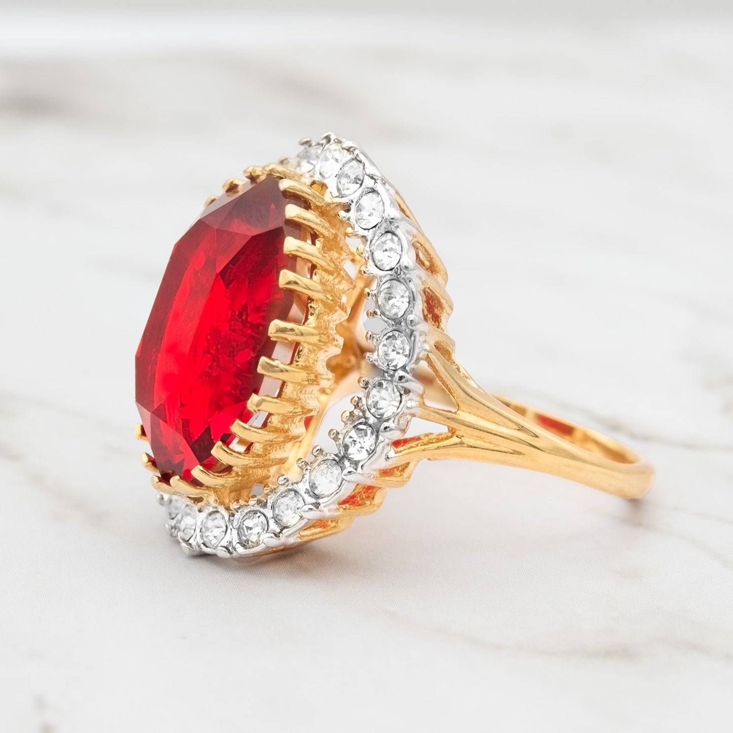 Vintage Women's Statement Crystal Cocktail Ring 18k Gold Electroplated