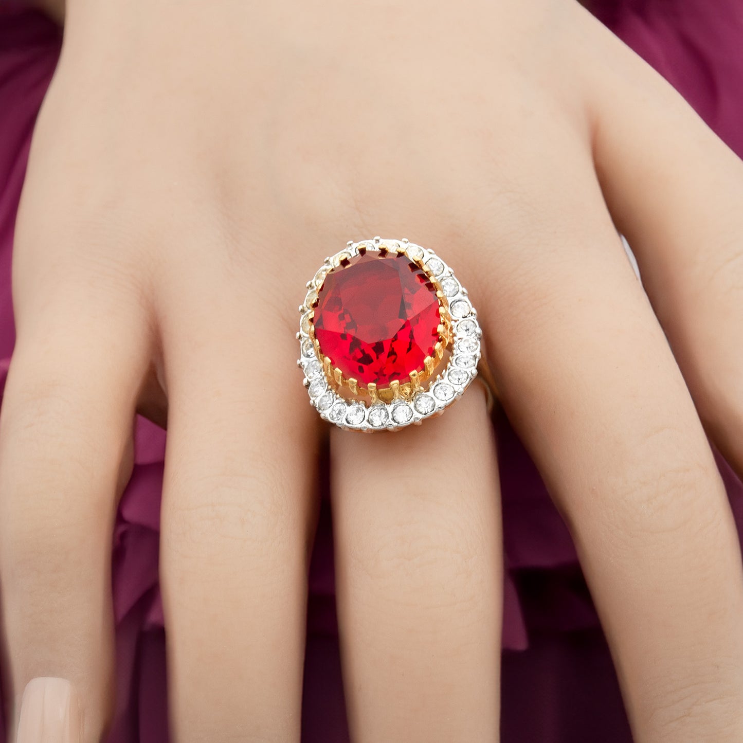 Vintage Women's Statement Crystal Cocktail Ring 18k Gold Electroplated