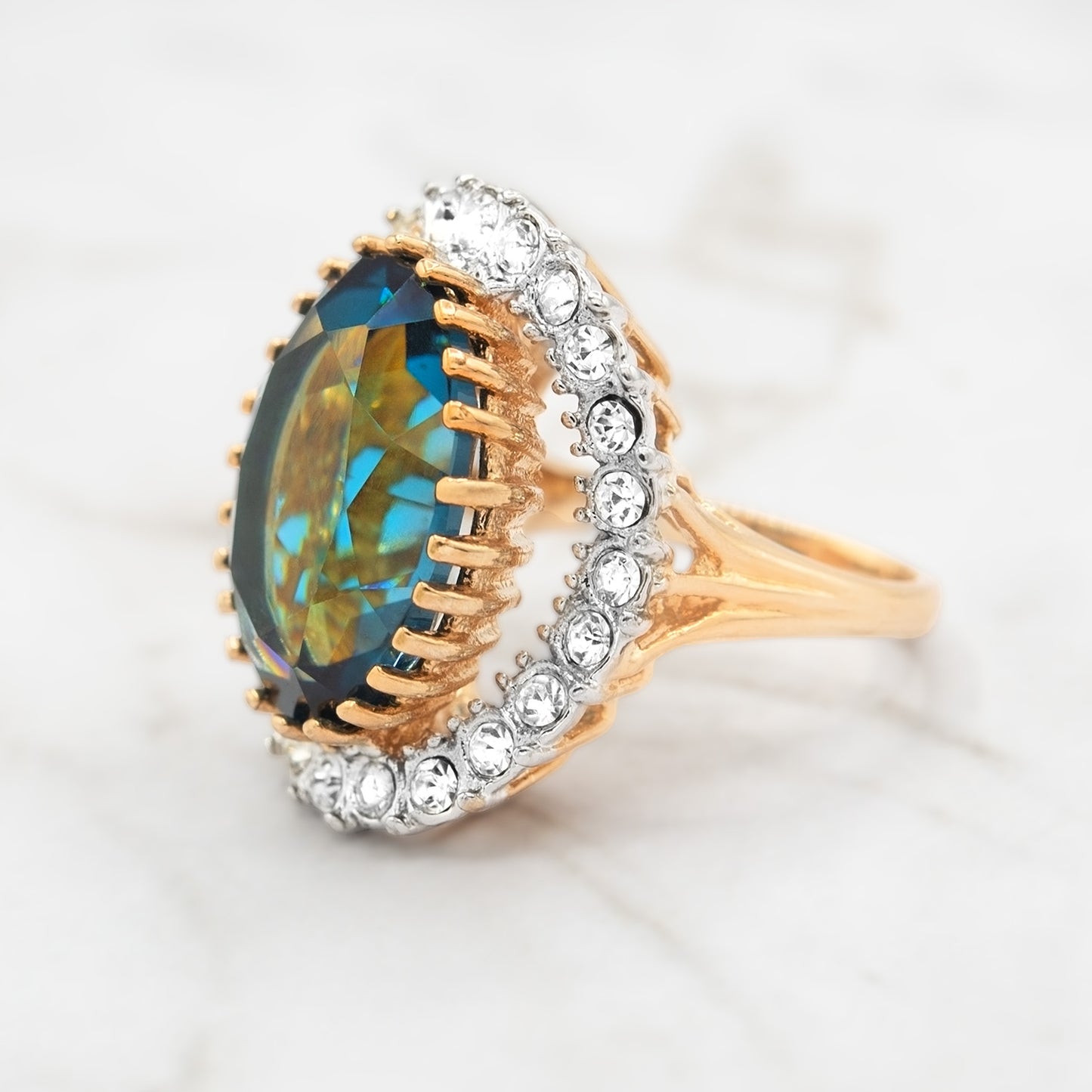 Vintage Women's Statement Crystal Cocktail Ring 18k Gold Electroplated