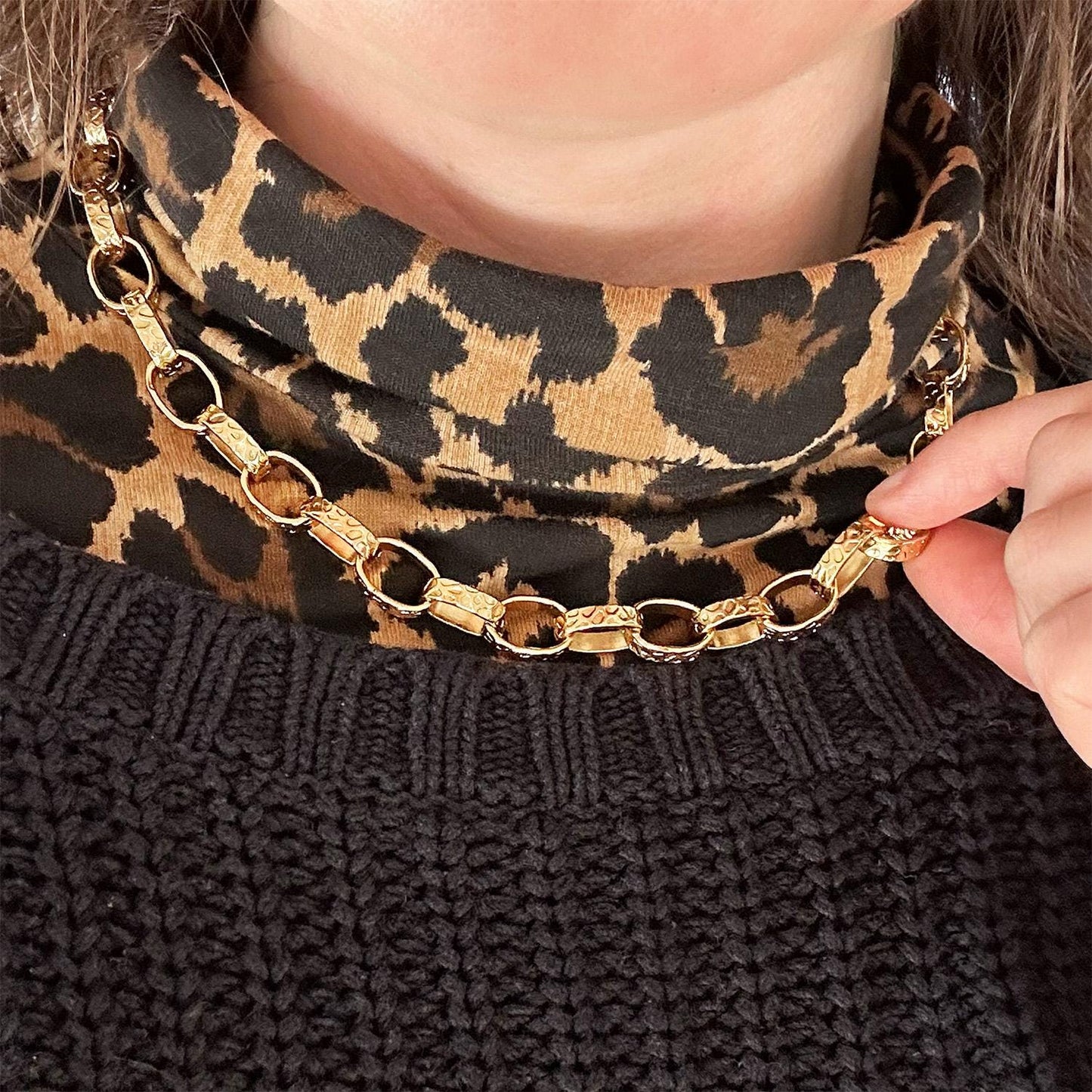 Womens Vintage Oscar De La Renta Stamped Gold 18 Inch Textured Link Bracelet Girls Chunky Necklace Designer Antique Vintage Estate Jewelry