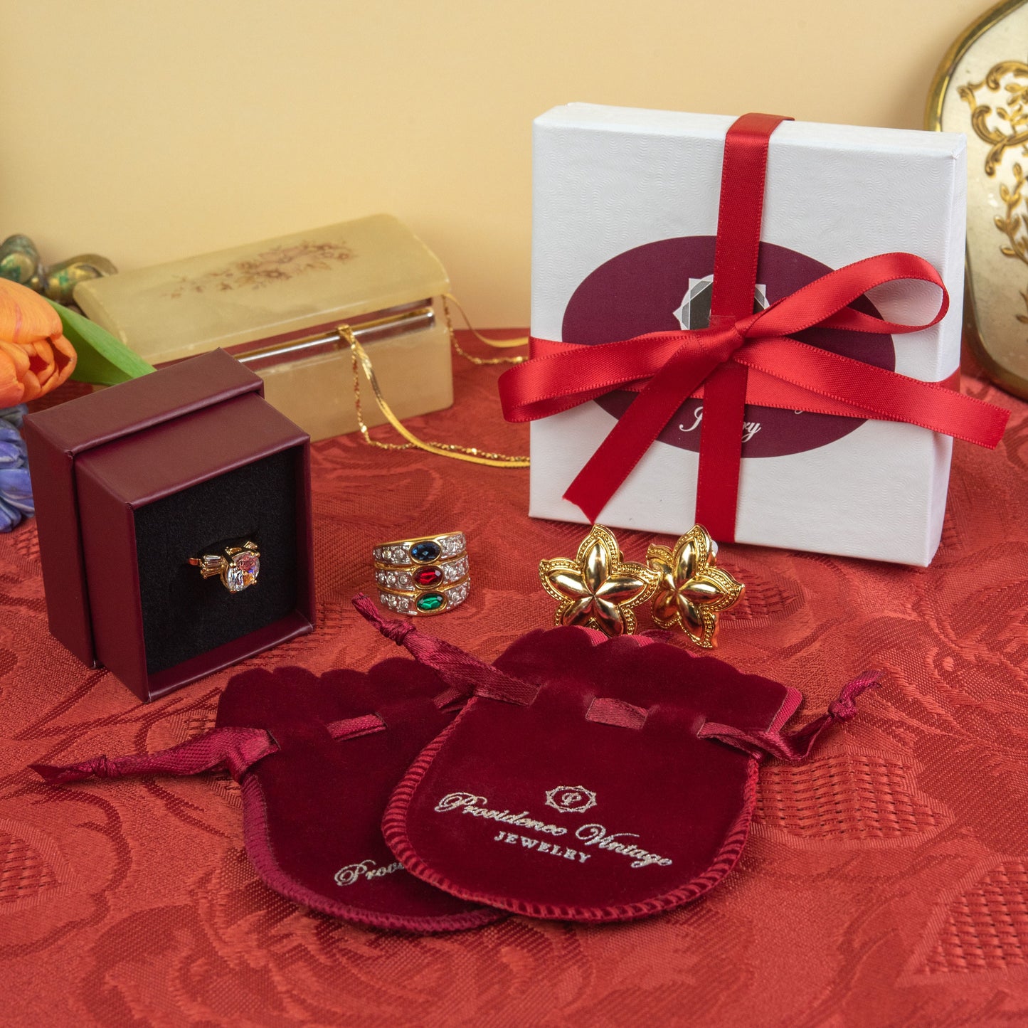 Women's Elegant Pearl Designer Inspired Statement Ring 18kt Gold Plated