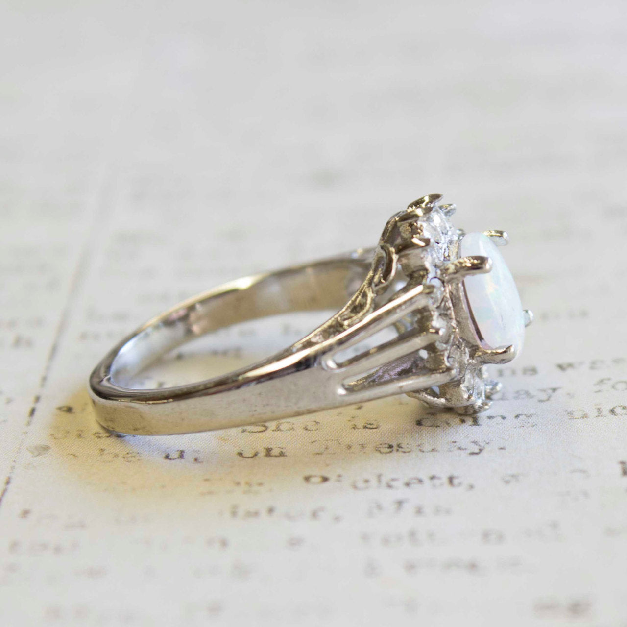 Vintage Jewelry Genuine Stone or Crystal Surrounded by Clear Austrian Crystals Ring Made in the USA
