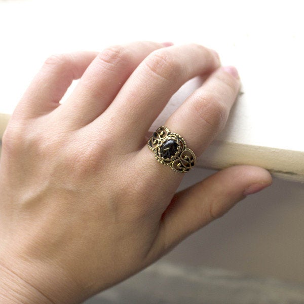 Vintage Jewelry Genuine Jade Ring Antiqued 18kt Yellow Gold Electroplated Made in the USA