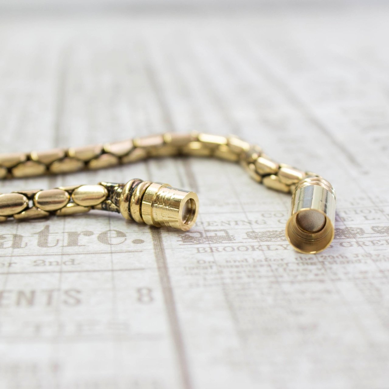 Vintage Oscar De La Renta 7.5" Antique Gold Tone Magnetic Clasp Womans Bracelet Jewelry #OS139