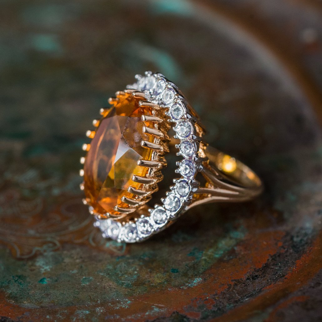 Vintage Women's Statement Crystal Cocktail Ring 18k Gold Electroplated