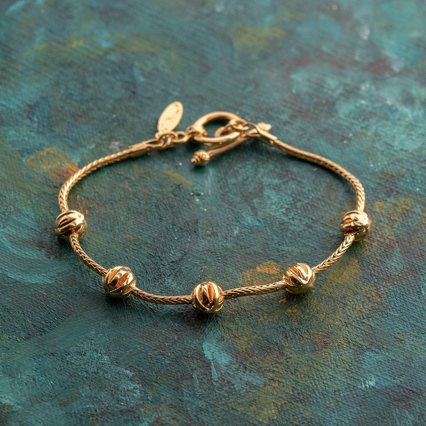 Vintage Bracelet Oscar De La Renta Gold Textured Bead and Chain Bracelet Women OSB-545 Antique Bracelet Jewelry