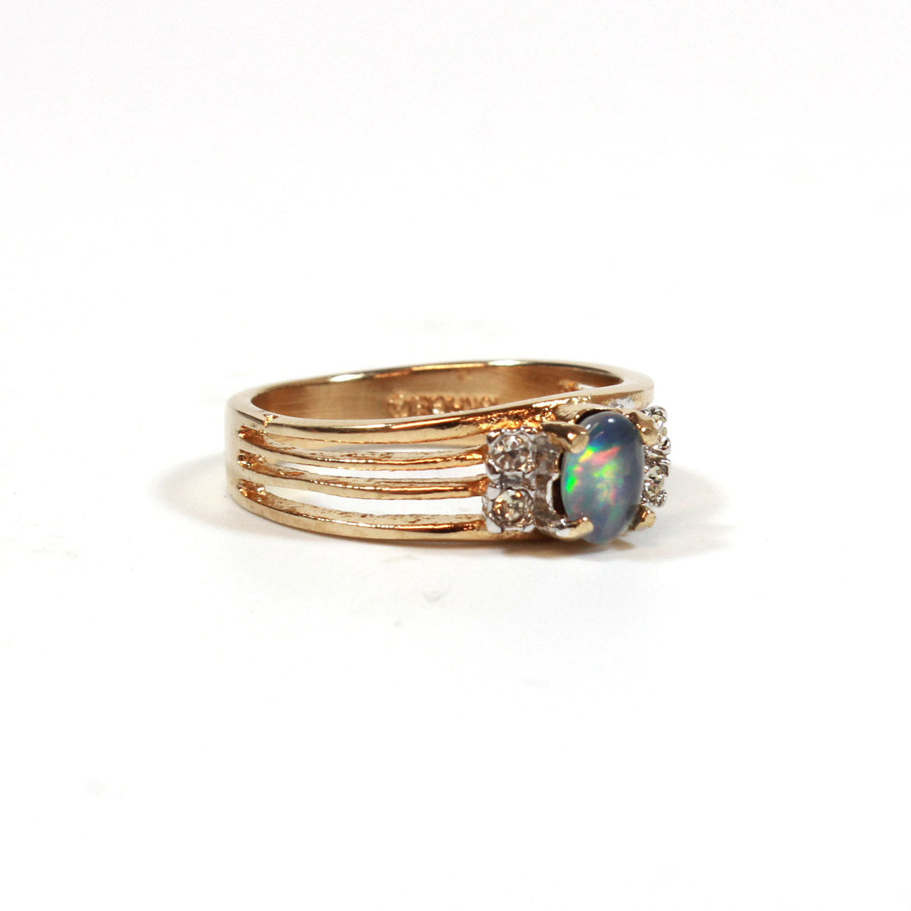 Vintage Jewelry Genuine Stone or Austrian Crystal Ring, Plated in 18kt Electroplated Yellow Gold Made in the USA