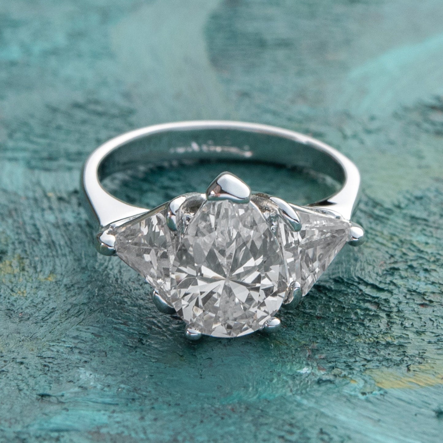 Vintage 1980s 18k White Gold Plated Pear Shaped Cubic Zirconia Engagement Style Ring Made in USA #R2437 Size 6