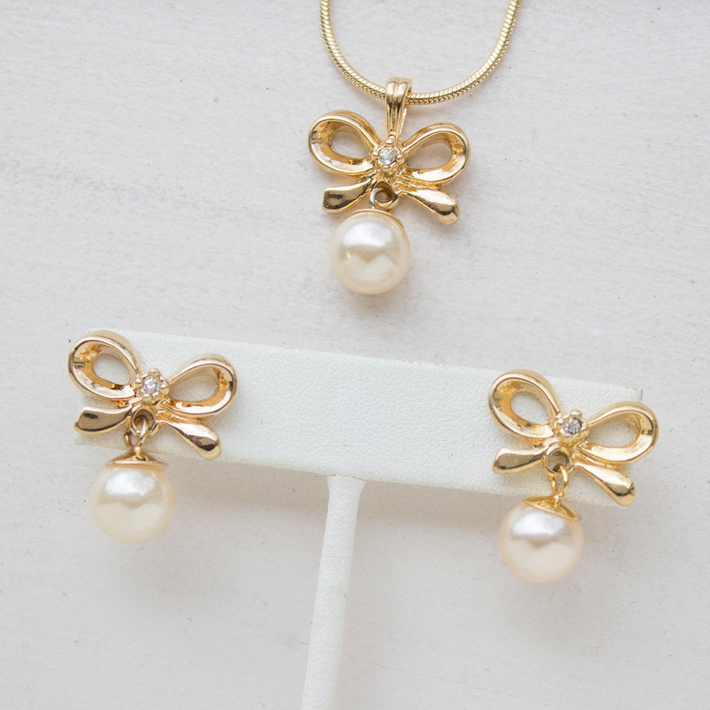 Vintage Earrings Pearl Earring and Necklace Set Gold Tone with Swarovski Crystal Antique Handmade Jewelry #EN580