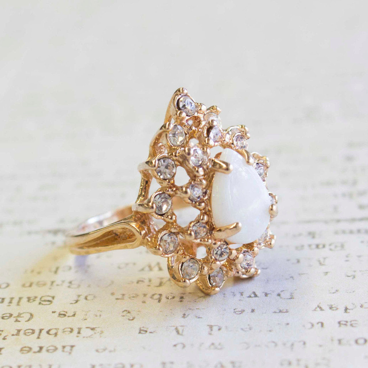 Vintage Ring Victorian Style Genuine Opal Clear Swarovski Crystals 18k Gold Womens Ornate Antique Jewelry #R767