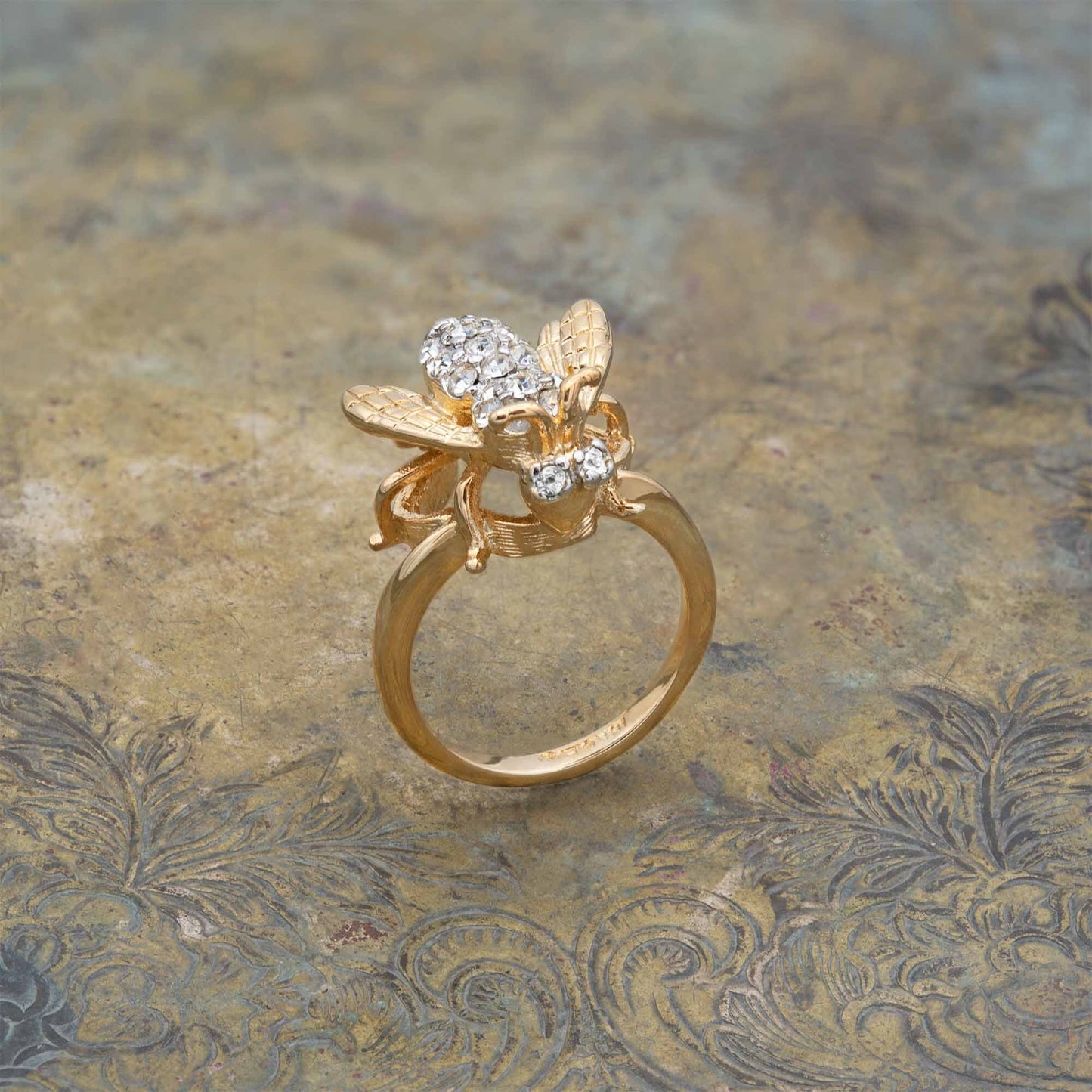 Emerald Eyes Bee Ring