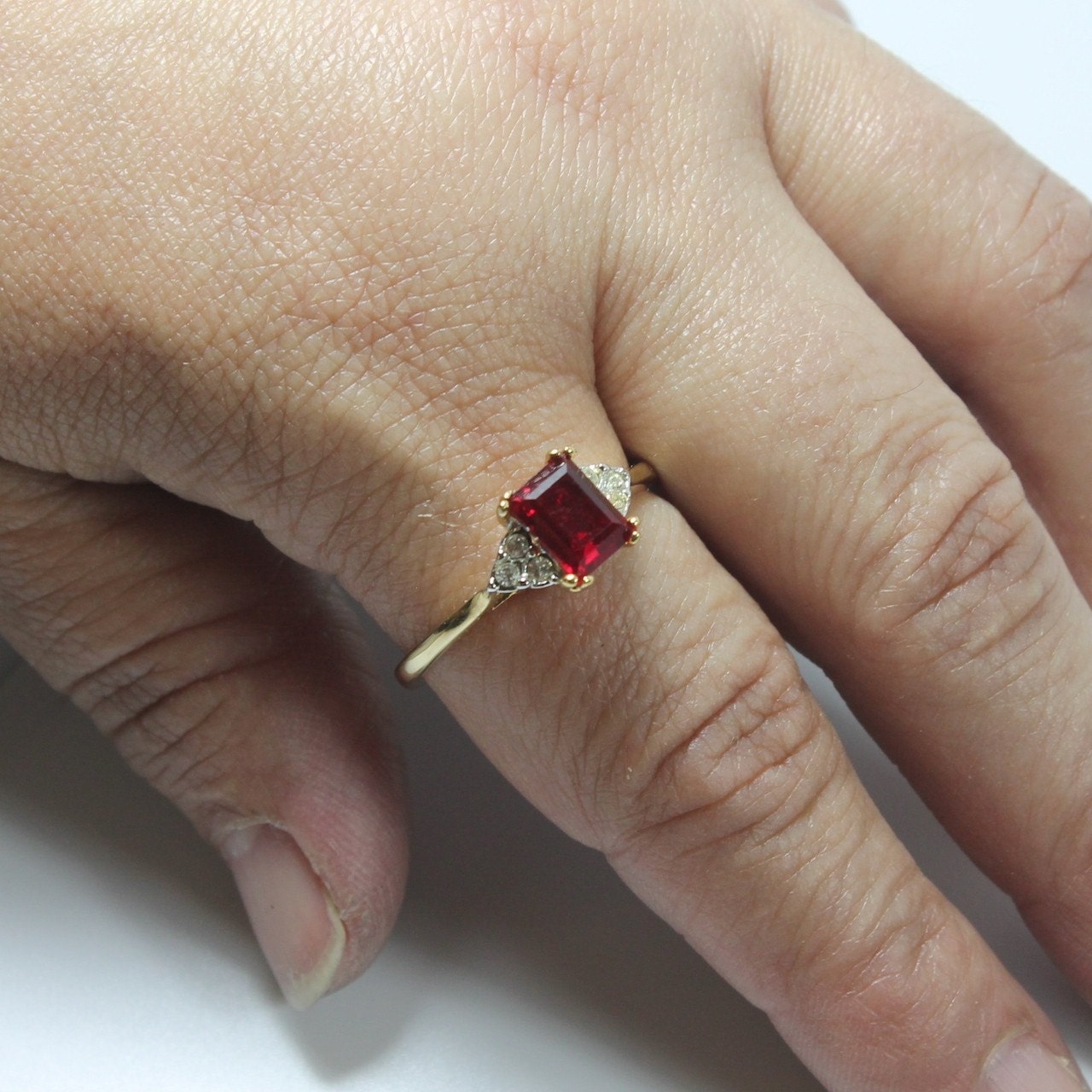 Vintage Ring Clear Austrian Crystals 18k Yellow Gold Electroplated Womens Birthstone Made in USA