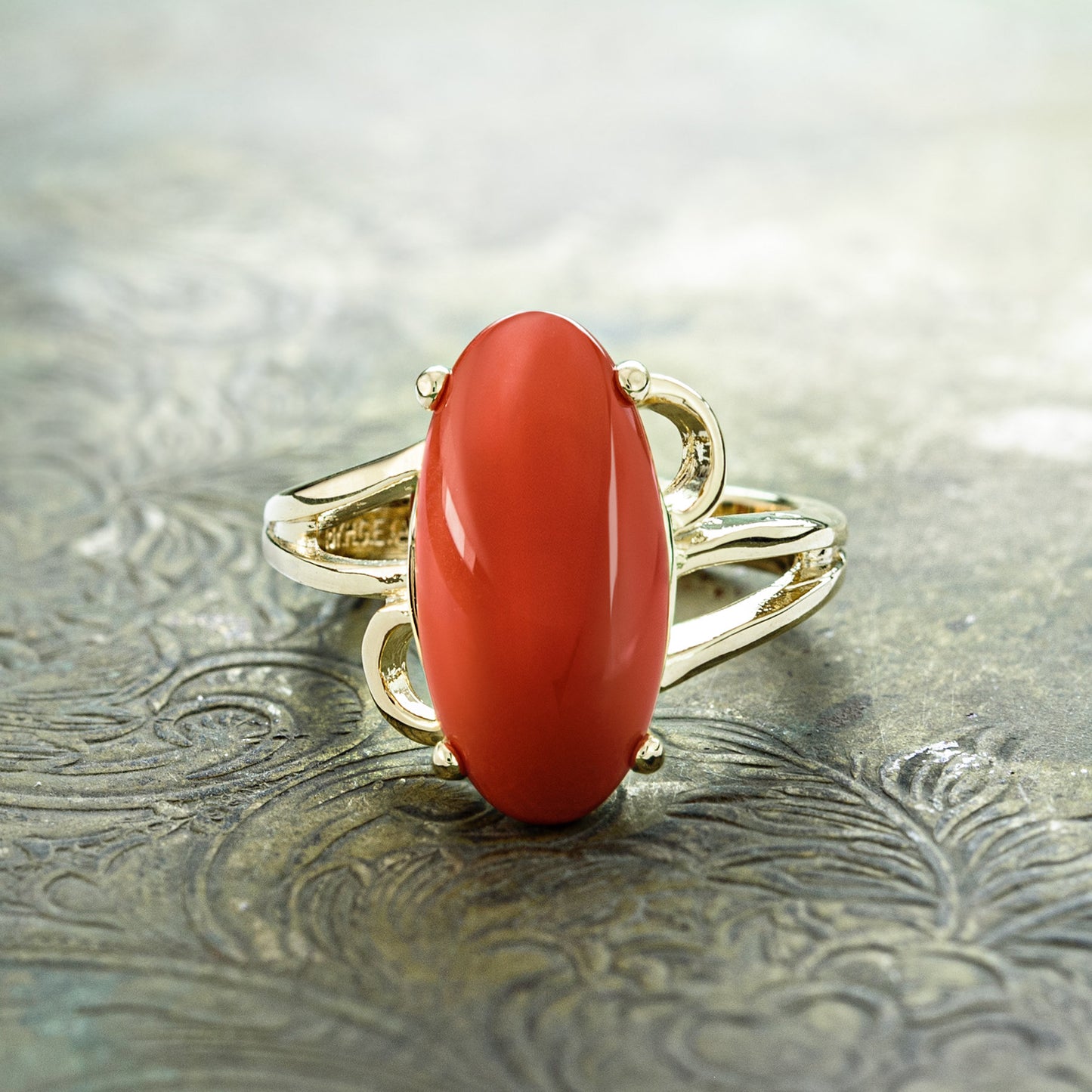 vintage-imitation-coral-gold-plated-cocktail-ring