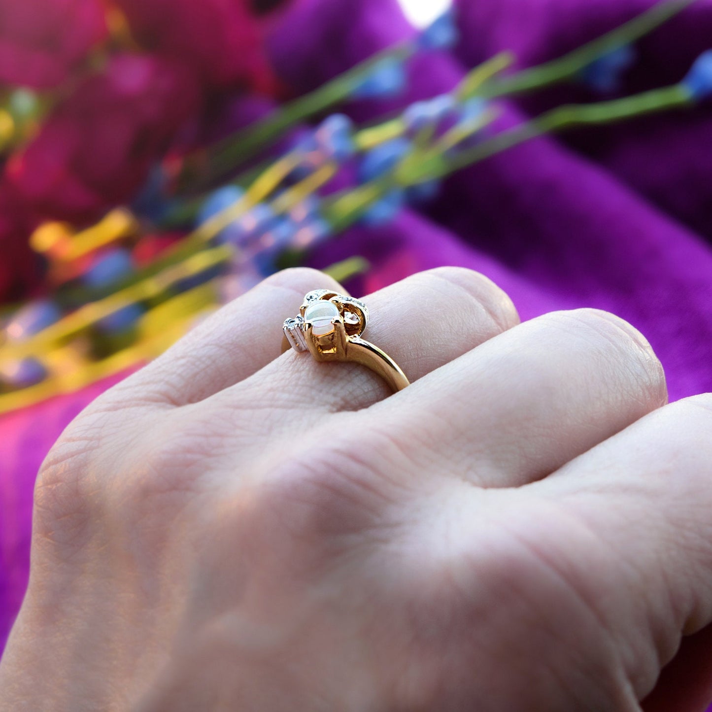 vintage-genuine-jelly-opal-clear-Austrian-crystal-ring-yellow-gold-plated