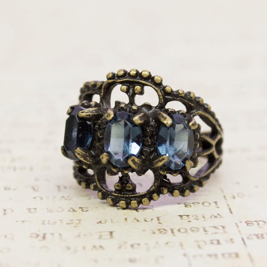 Vintage Ring Austrian Crystal Cocktail Ring Antique 18k Gold Womans Jewelry