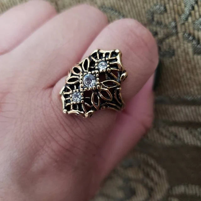 Vintage Edwardian Style Ring Antique 18k Yellow Gold Electroplated Clear Austrian Crystals Size: 7