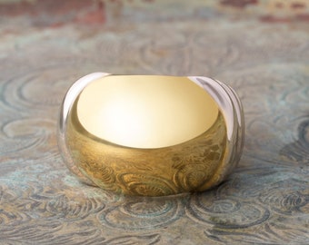 Vintage Women's Dome Ring 18k Gold Ring  Size: 7