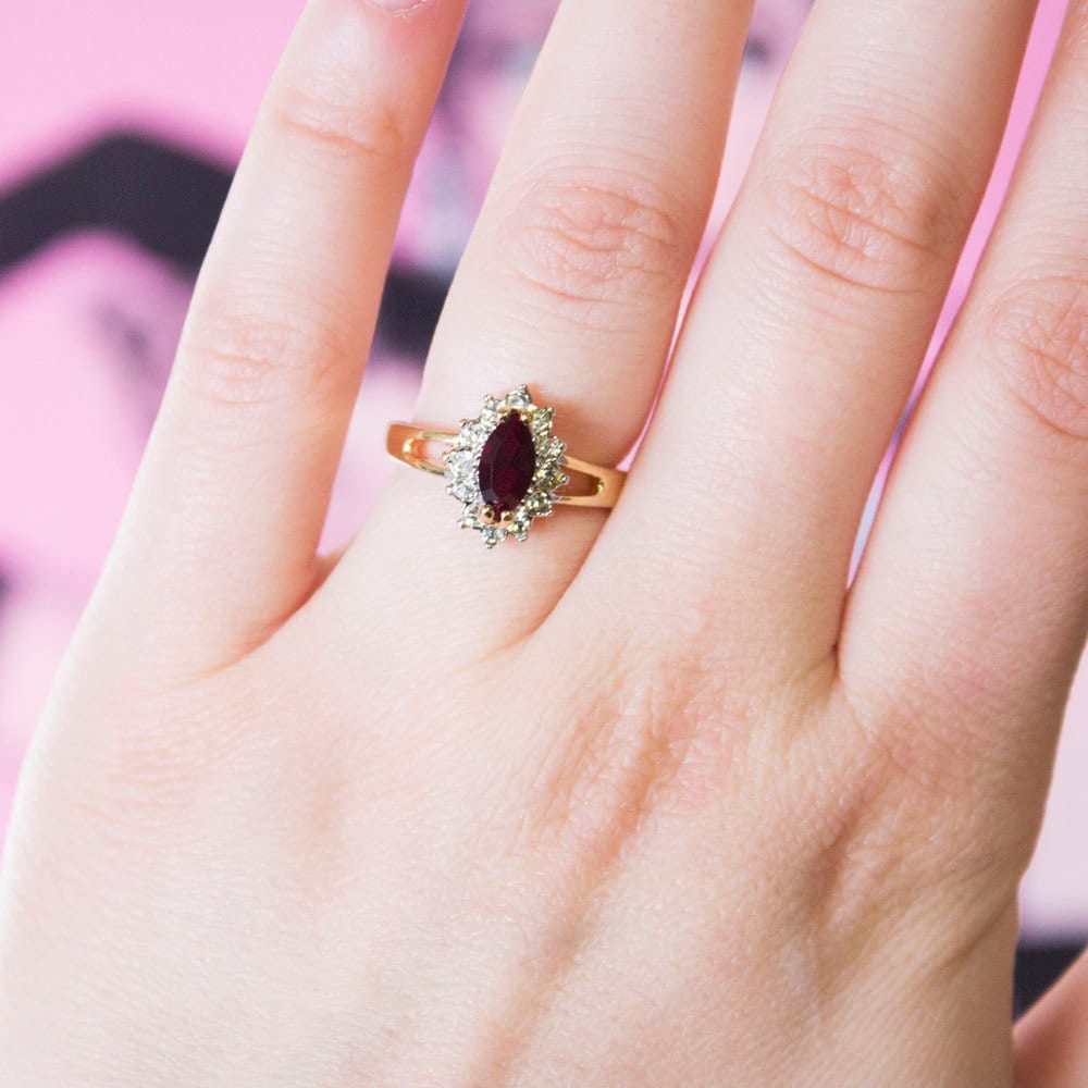 Vintage Ring Alexandrite Cubic Zirconia and Clear Swarovski Crystals 18kt Gold #R1314 - Limited Stock - Never Worn