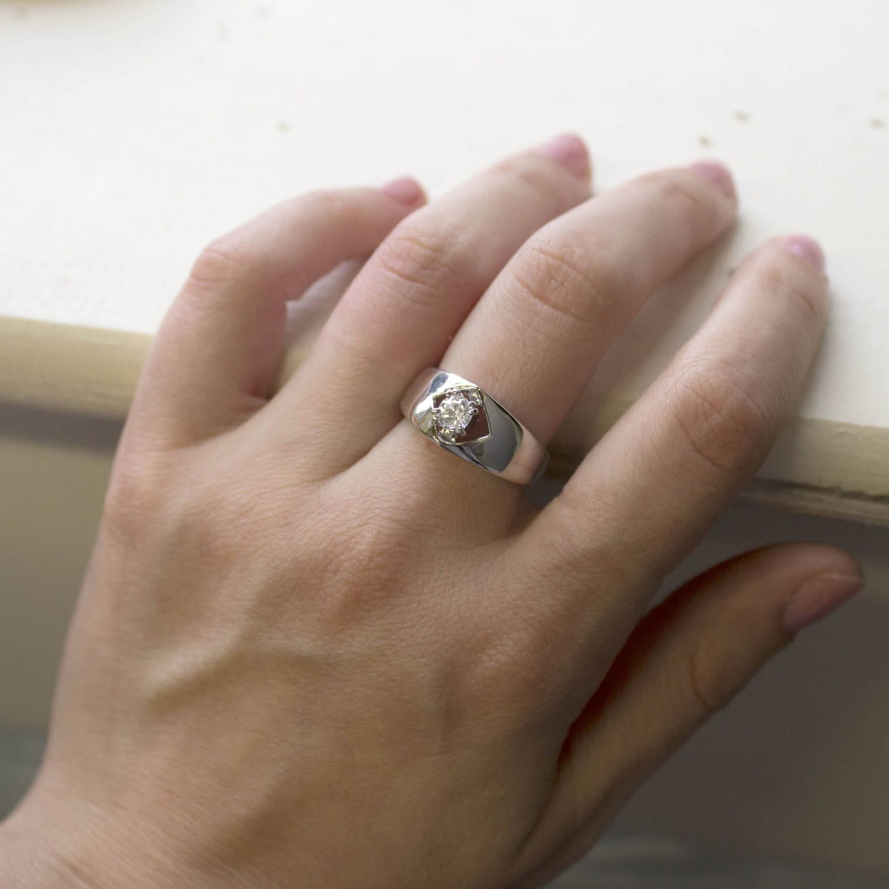 Vintage Ring 18k White Gold Silver Swarovski Crystal Engagement Style Ring R1002 - Limited Stock - Never Worn