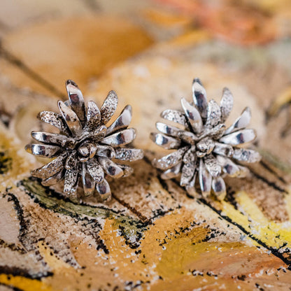 Vintage Earrings Oscar de la Renta Clip Earrings Silver Tone Flower