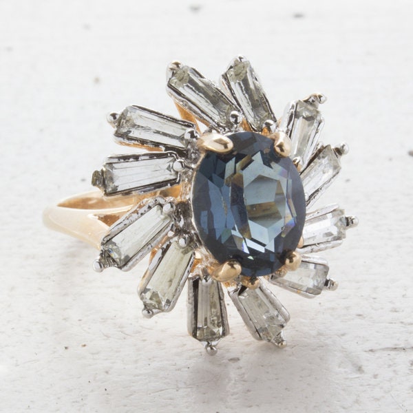 Vintage Ring Emerald or Sapphire and Clear Swarovski Crystal Cocktail Ring 18k Gold R1972-EY