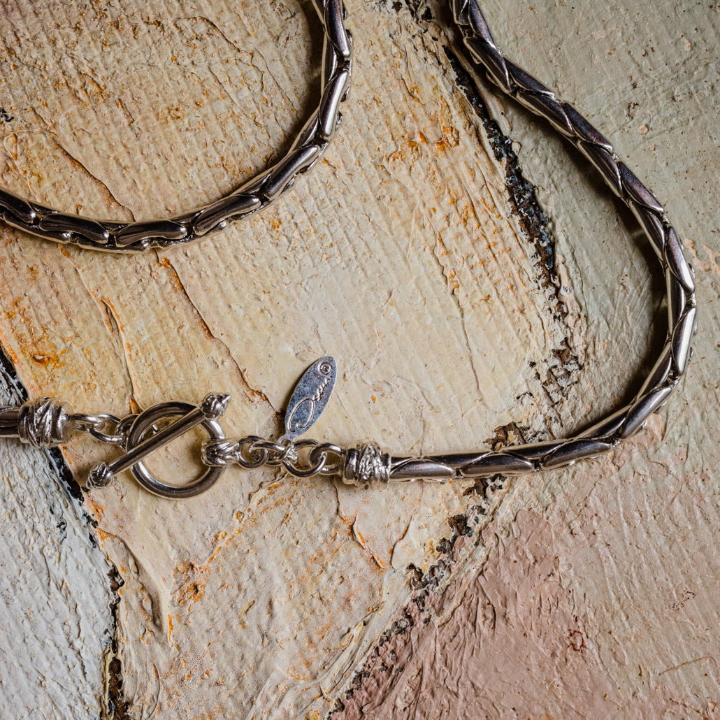 Vintage Oscar De La Renta 14 Inch Silver Tone Rounded Cobra Chain Necklace Toggle Clasp #OS127 - Limited Stock - Never Worn