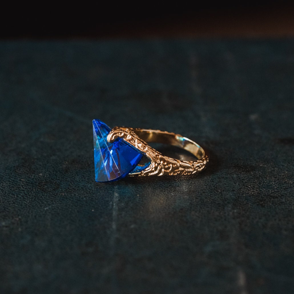 A Vintage Ring Large Sapphire Swarovski Crystal 18k Yellow Gold Electroplated Made in USA #R3029
