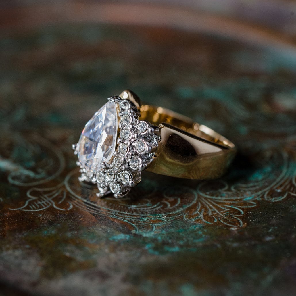 Vintage Ring Clear Cubic Zirconia Clear Swarovski Crystals 18kt Gold Antique Womans Jewelry Engagement R3163 - Limited Stock - Never Worn