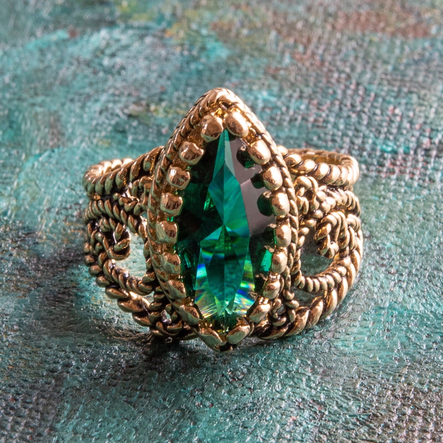 Vintage Ring Austrian Crystal Antique 18k Gold Filigree Edwardian Style Womans Victorian Jewelry R1444