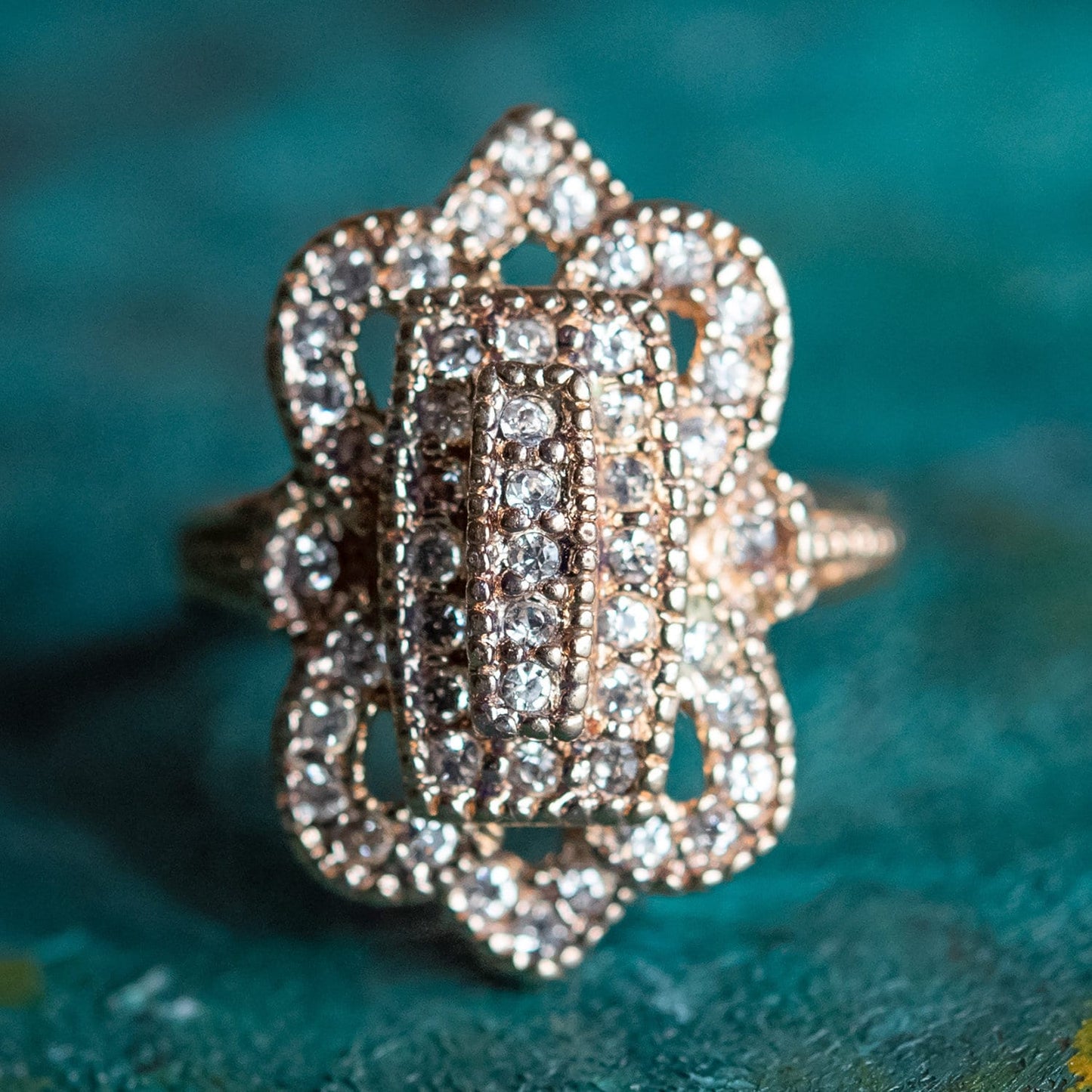 Vintage Ring 18k Gold Ring Clear Swarovski Crystals #R1415 - Limited Stock - Never Worn