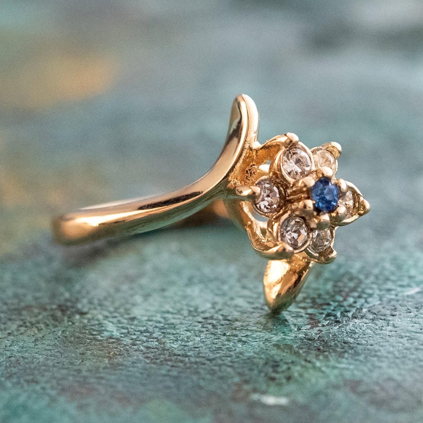 Vintage Ring 1970's Sapphire and Clear Swarovski Crystal Ring 18kt Gold Ring R842 - Limited Stock - Never Worn