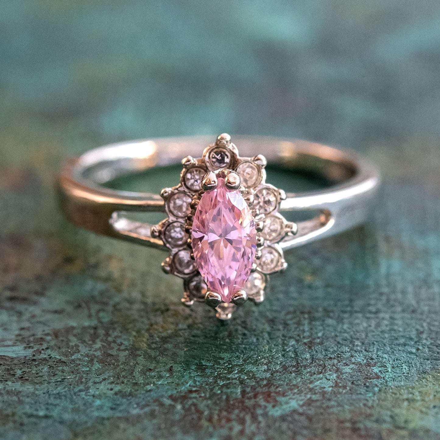 Vintage Ring Austrian Crystal Engagement Antique 18kt White or Yellow Gold Jewelry for Women #R1314