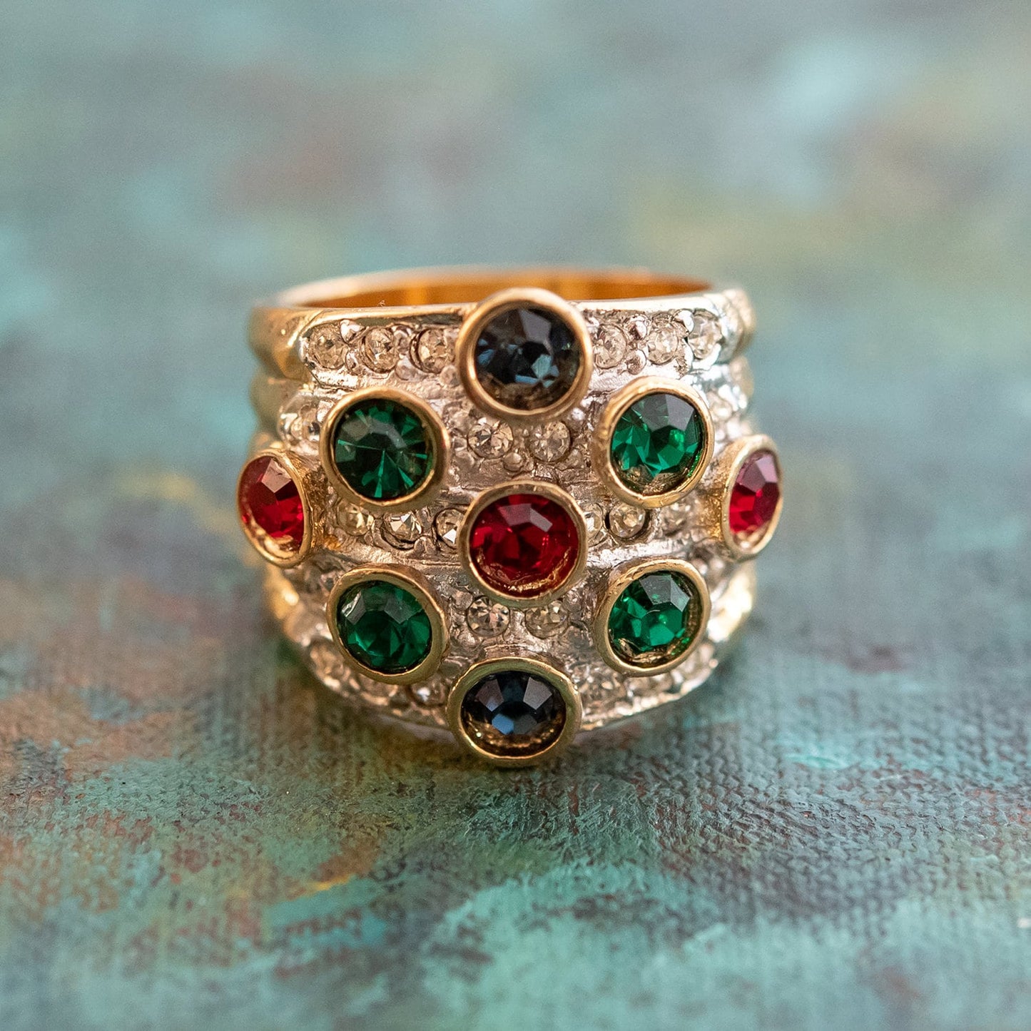 Vintage Ring Pave Black and Clear Swarovski Crystal Ring 18k Gold R3111