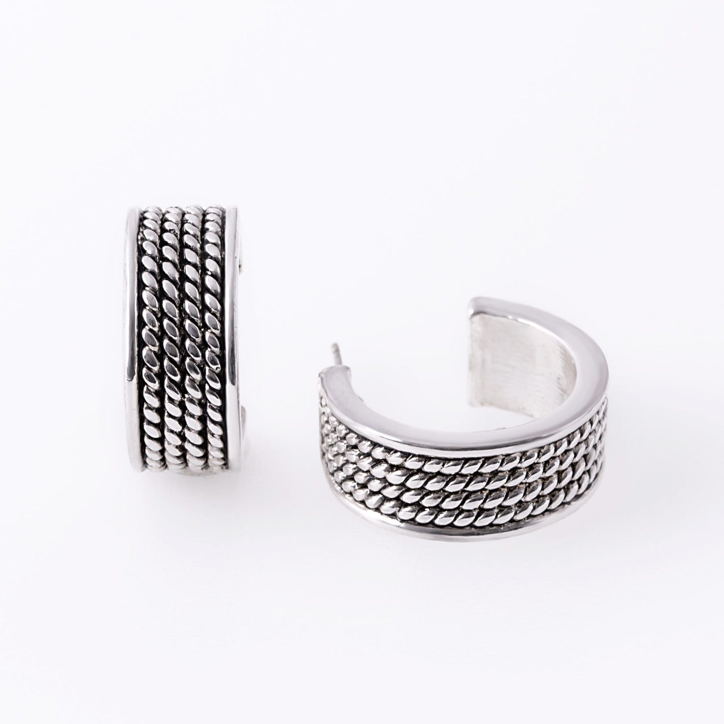 Vintage Earrings Signed Oscar De La Renta Thick Antique White Gold Tone Hoops Earrings Rope Design OS101-W - Limited Stock - Never Worn