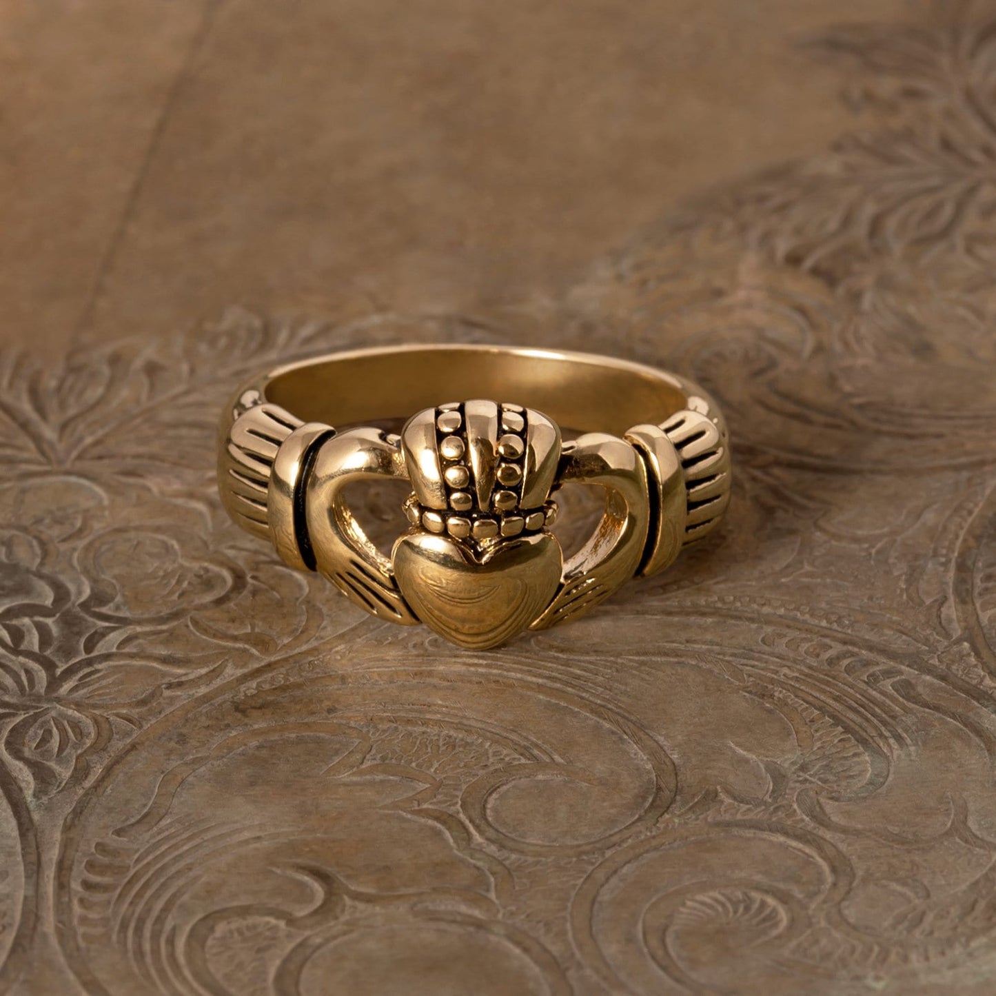 Handcrafted Vintage Ring 18k Gold Irish Claddagh Ring Antique #R1768 Antique Rings Jewelry