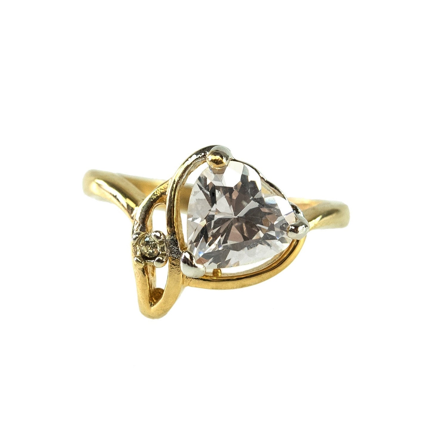 Vintage Ring Cubic Zirconia or Austrian Crystal Heart Ring 18k Gold Electroplated Love Engagement Womens RingR2339