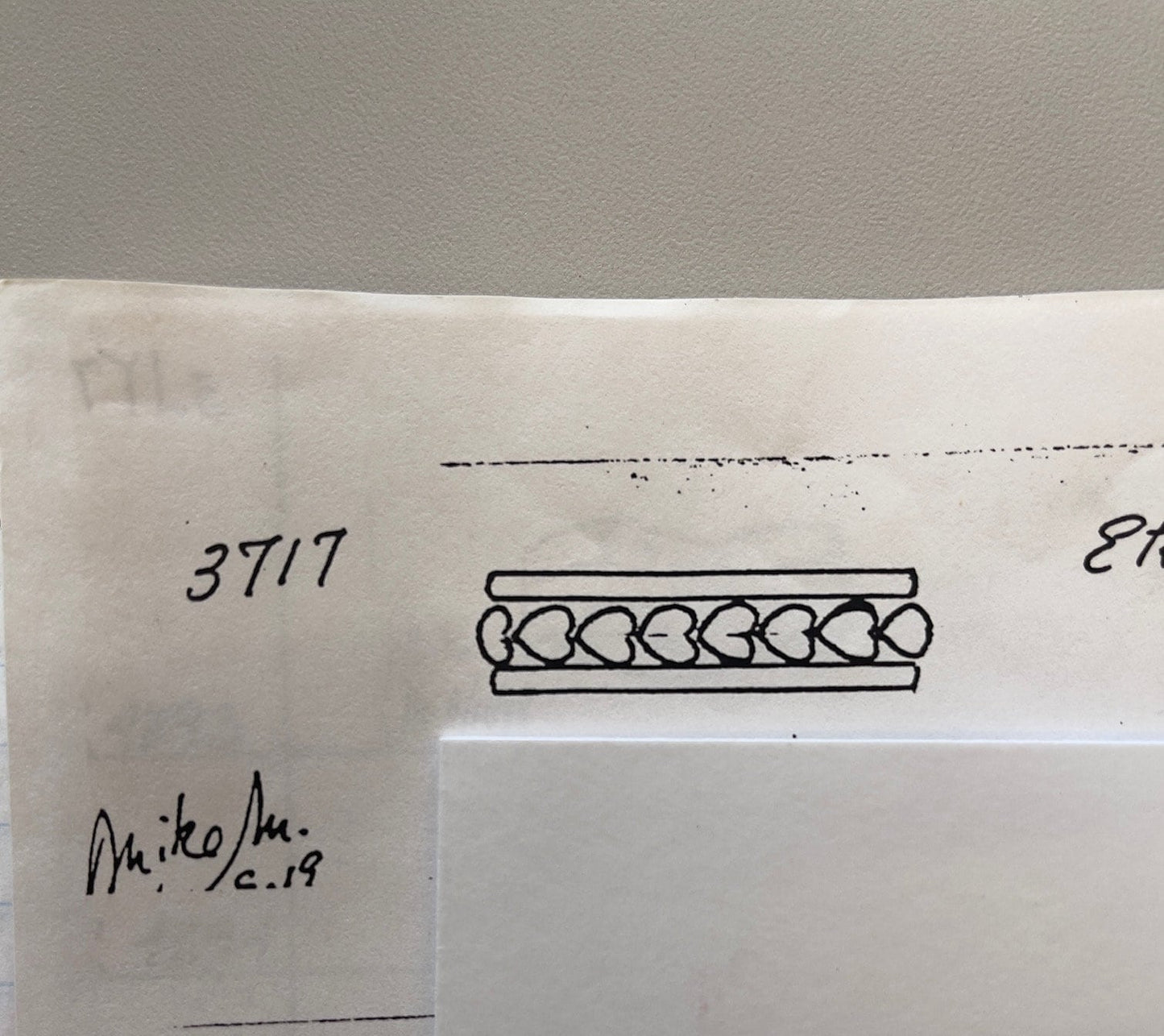 Vintage Ring 1980's Heart Band Ring 18k Yellow Gold Electroplated R3717