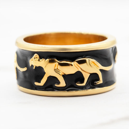 Vintage Ring 1970s Black Enamel Tiger Panter Lion Motif 18k Gold Electroplated Ring for Women or Men Band Statement Layering Unique Rings