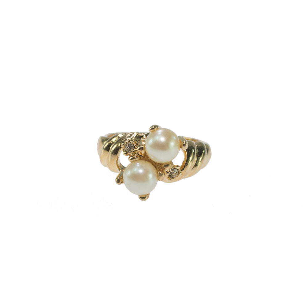 Vintage White Pearl and Austrian Crystal Ring 18k Yellow Gold Electroplated Made in USA