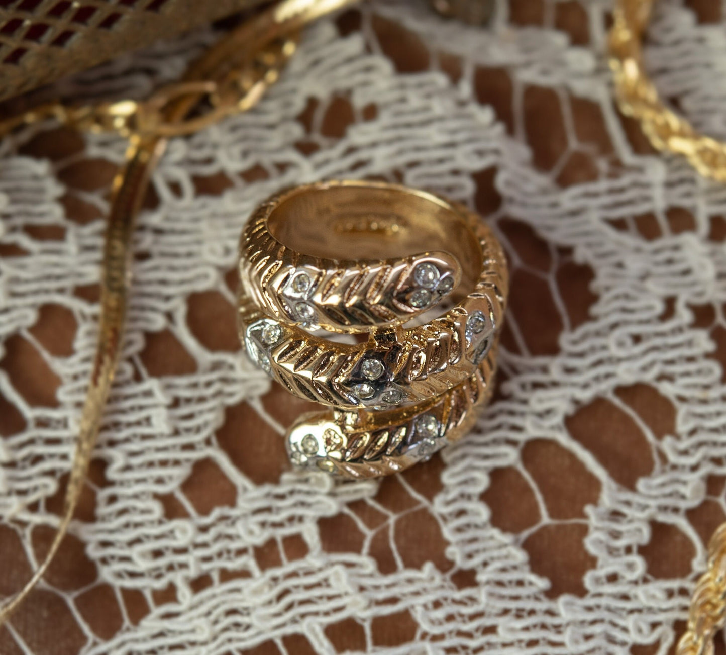 Wrap Style Statement Vintage Women's Ring Crystals set in 18k Gold Setting Mid Century Jewelry Gold Ring Style R3614 - Never Worn