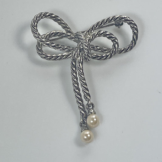 Oscar de la Renta Vintage Brooch Pin Twisted Rope Bow Antiqued White Gold Plated Women's Designer Lapel Pin Collectors of Oscar Signed