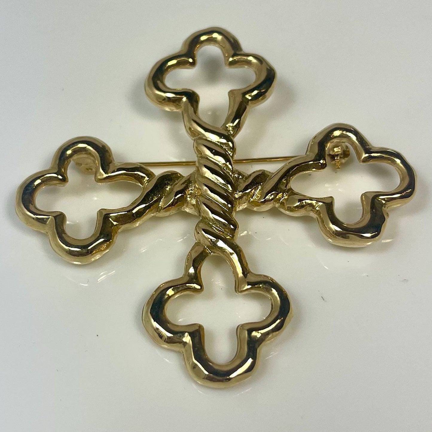 Vintage Brooch Cross Design Pin Brooch Design 18k Gold Plated Antique Brooch
