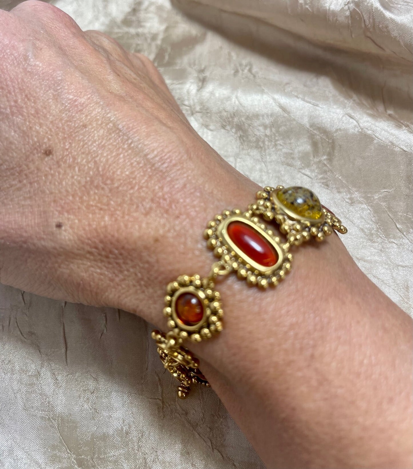 Women's Vintage Oscar De La Renta 8" Antique Gold Plated Bracelet with Carnelian Stones #OSB-535- Limited Stock - Never Worn