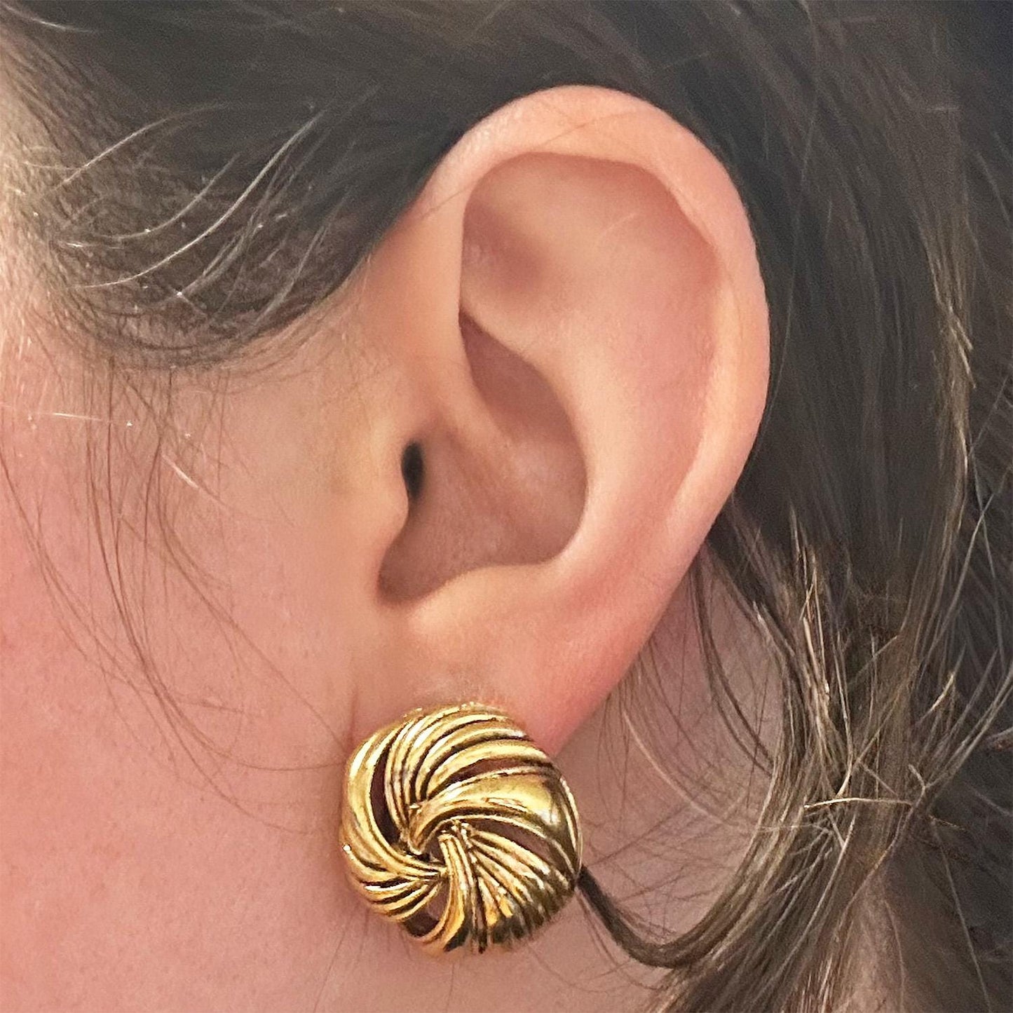 Vintage Oscar de la Renta Womens Button Earrings Gold Plated Pierced Post Statement Swirl Design Antique Designer Jewelry for Women Signed