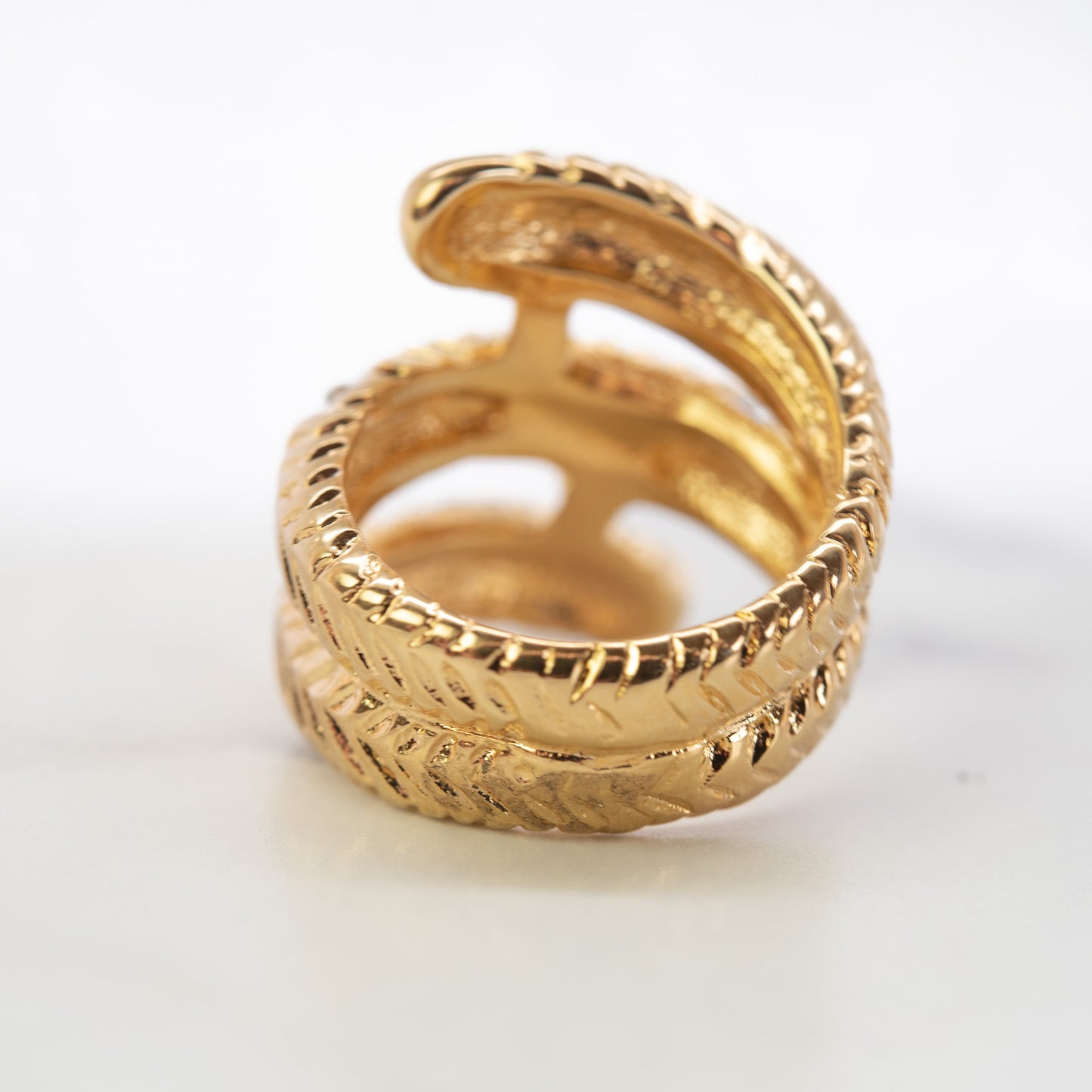 Wrap Style Statement Vintage Women's Ring Crystals set in 18k Gold Setting Mid Century Jewelry Gold Ring Style R3614 - Never Worn