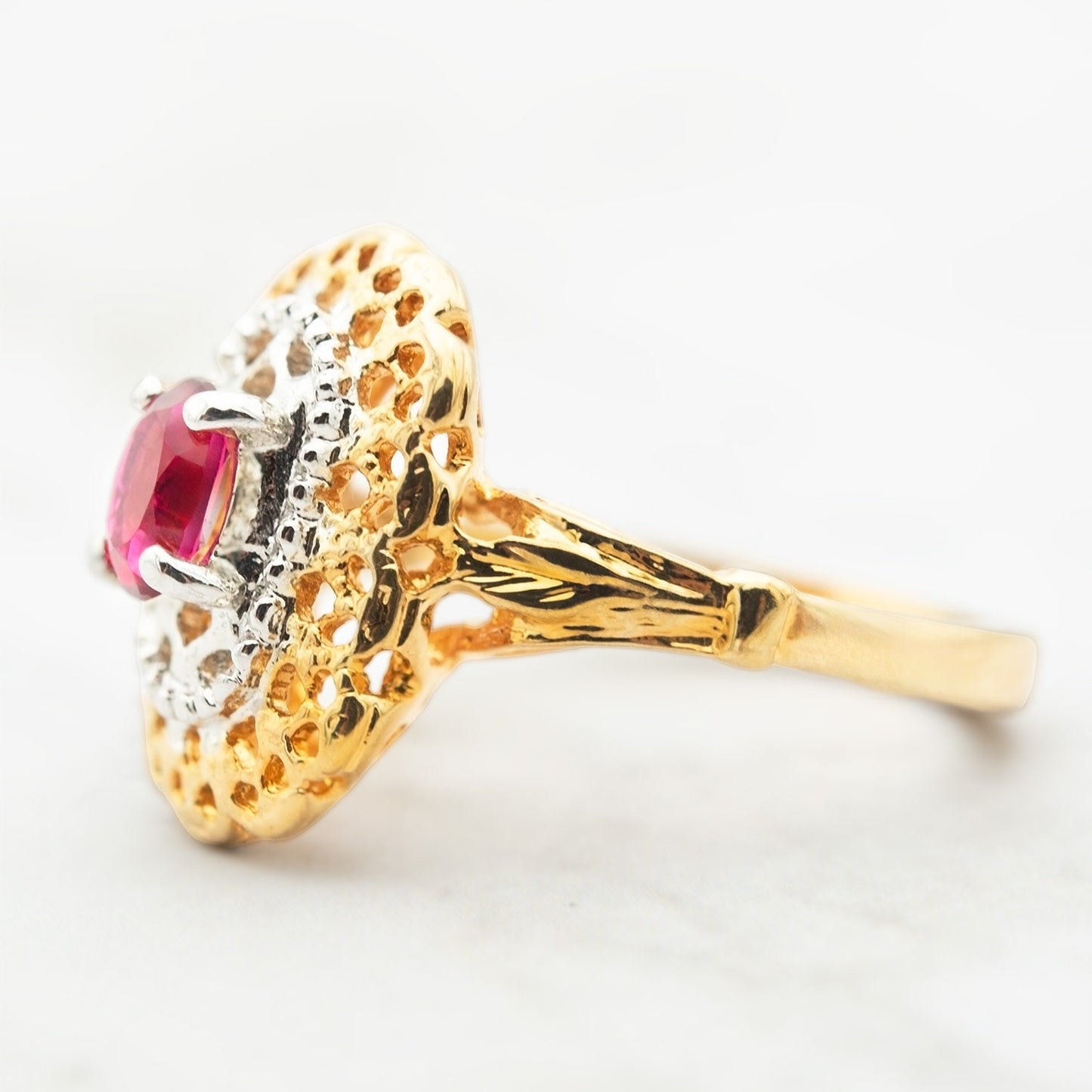 Vintage Womens Ring Austrian Crystal 18k Gold Filigree Cocktail Ring Made in USA Never Worn Antique Women's Gold Rings